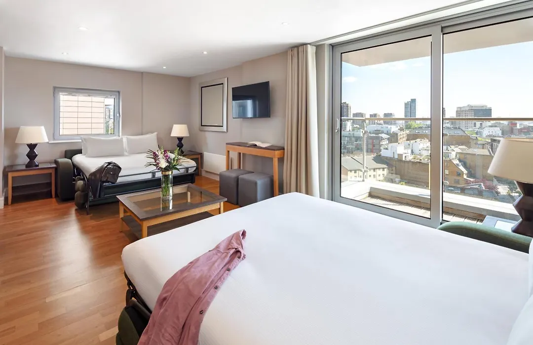 Marlin Aldgate Tower Bridge-1